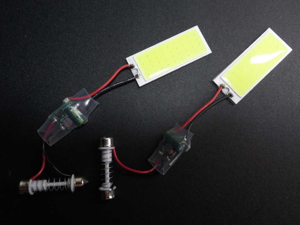 ルームランプを面発光のCOB LEDに交換
